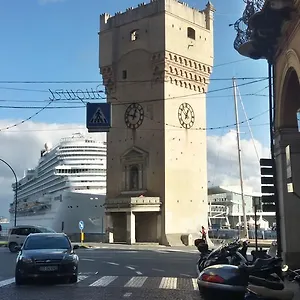 Piazzetta Dei Consoli , Savona Italien